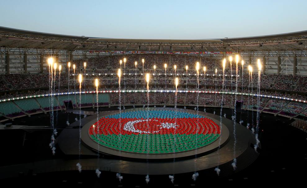 Una coreografia con i colori della bandiera dell&#39;Azerbaijan (Getty Images)